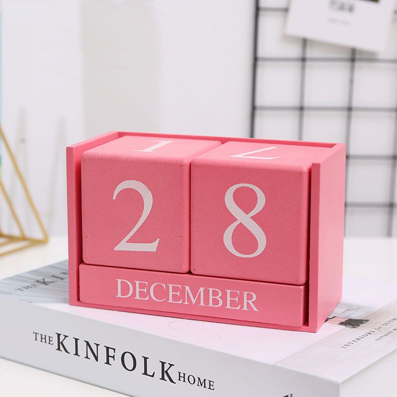 【訳あり】カレンダー 卓上 キューブ型 シンプル 日めくり 木製 (ピンク)